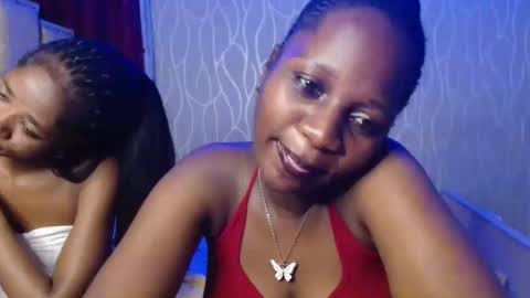Snapshot of roxy_heather chatting on May 29, 2026, 10:52 pm Roxy online show from May 29, 2026, 10:52 pm