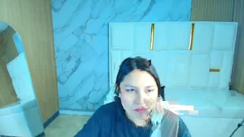 Snapshot of roxy_luxe_tf chatting on April 20, 2026, 1:25 pm Roxy online show from April 20, 2026, 1:25 pm