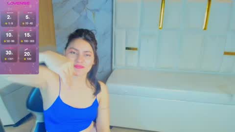 Snapshot of roxy_luxe_tf chatting on April 23, 2026, 2:41 pm Roxy online show from April 23, 2026, 2:41 pm