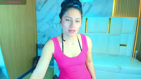 Snapshot of roxy_luxe_tf chatting on May 1, 2026, 1:26 pm Roxy online show from May 1, 2026, 1:26 pm