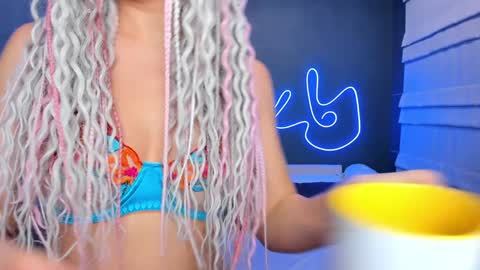 Roxy online show from January 10, 2025, 1:42 am