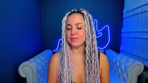 Roxy online show from November 11, 2025, 2:00 am