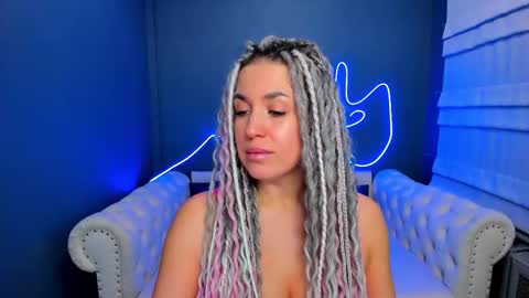 Roxy online show from January 17, 2026, 1:54 am