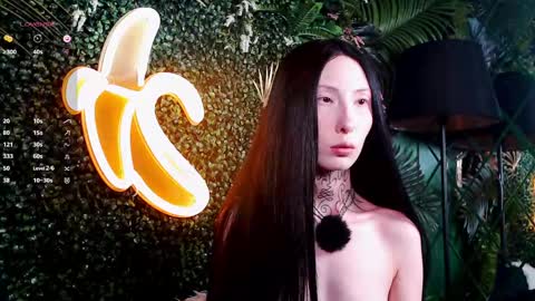 roxanne online show from May 31, 2026, 3:47 am