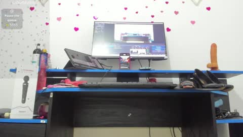 Snapshot of roxy_rebel chatting on May 9, 2026, 3:12 am roxy online show from May 9, 2026, 3:12 am