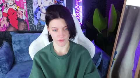 roxy_riot_ online show from February 20, 2025, 4:28 am