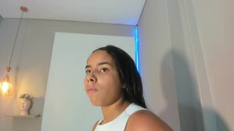 roxy_stone1 online show from July 28, 2026, 7:26 pm