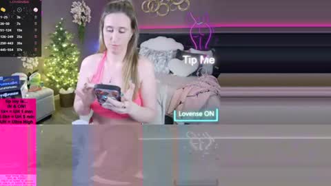 Roxy Rogerz online show from July 25, 2026, 9:51 am