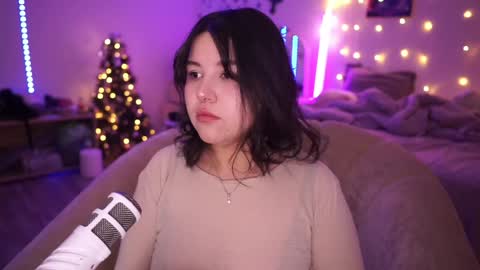 Snapshot of roxysuh chatting on December 24, 2024, 9:39 am roxysuh online show from December 24, 2024, 9:39 am