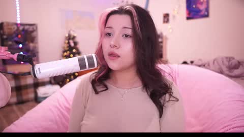 Snapshot of roxysuh chatting on September 11, 2025, 7:08 am roxysuh online show from September 11, 2025, 7:08 am