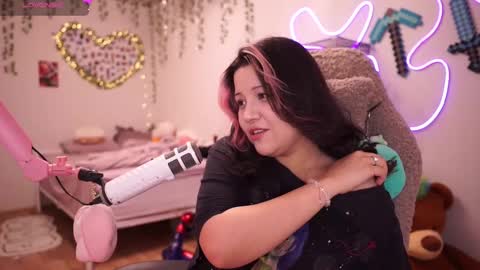 Snapshot of roxysuh chatting on November 16, 2025, 8:09 am roxysuh online show from November 16, 2025, 8:09 am