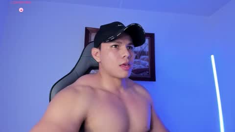 Snapshot of roy__constance chatting on February 4, 2026, 3:23 am Roy Constance online show from February 4, 2026, 3:23 am