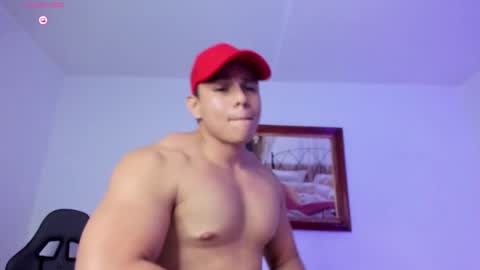 Snapshot of roy__constance chatting on February 10, 2026, 3:21 am Roy Constance online show from February 10, 2026, 3:21 am