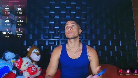 Snapshot of roy_barney chatting on February 12, 2026, 9:21 pm ANTONIO online show from February 12, 2026, 9:21 pm