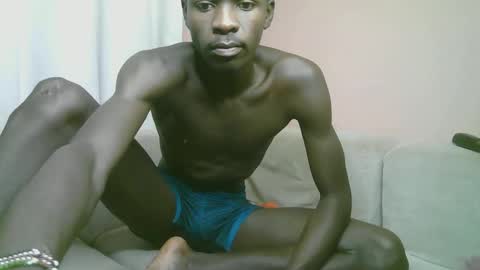Snapshot of royalty254 chatting on May 5, 2026, 7:05 am royalty254 online show from May 5, 2026, 7:05 am