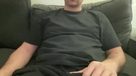 Snapshot of roythegil chatting on January 5, 2025, 10:29 pm roythegil online show from January 5, 2025, 10:29 pm