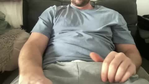 Snapshot of roythegil chatting on November 28, 2025, 5:15 pm roythegil online show from November 28, 2025, 5:15 pm