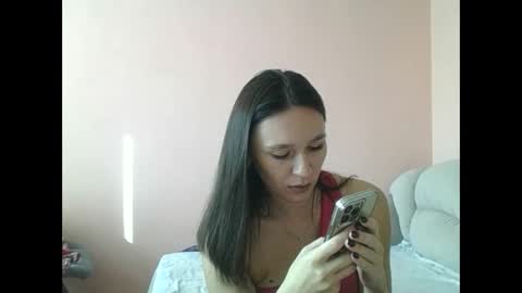 Snapshot of roza05x chatting on October 15, 2025, 8:03 am Roza05x online show from October 15, 2025, 8:03 am