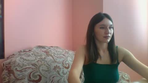 Snapshot of roza05x chatting on November 5, 2025, 9:53 am Roza05x online show from November 5, 2025, 9:53 am