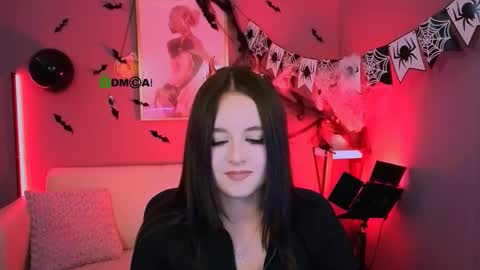 Snapshot of rozmary_ket chatting on October 24, 2025, 12:23 pm Im Rozmary nice to meet you 3 online show from October 24, 2025, 12:23 pm