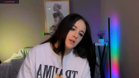 Snapshot of rozmary_ket chatting on November 25, 2025, 11:10 am Im Rozmary nice to meet you 3 online show from November 25, 2025, 11:10 am