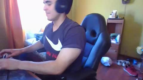 rpaulo25 online show from January 31, 2025, 6:47 pm