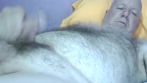 Snapshot of rubbing11 chatting on June 22, 2026, 9:28 am rubbing online show from June 22, 2026, 9:28 am