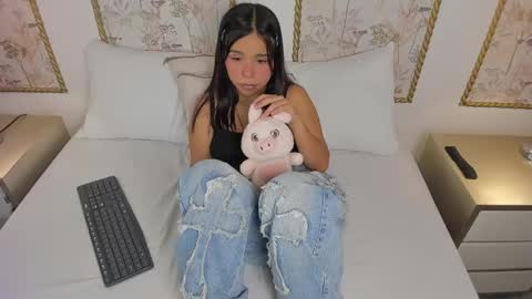 R U B B Y online show from May 12, 2026, 5:04 am