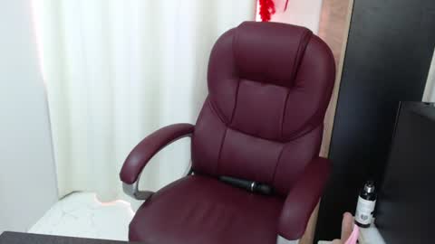 Snapshot of rubi_halliwey chatting on July 21, 2026, 3:14 pm Rubi online show from July 21, 2026, 3:14 pm