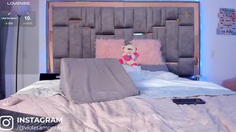 RubiOberli 9 INCH Guys my blue page is available now  online show from February 4, 2025, 8:13 am