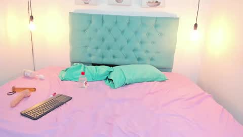 Snapshot of rubiroose chatting on February 9, 2025, 2:06 am Rubii online show from February 9, 2025, 2:06 am