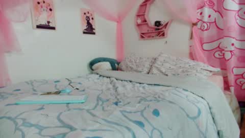 Ruby Wren online show from February 9, 2026, 1:53 am