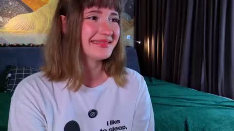Snapshot of rubycrystel chatting on July 4, 2026, 11:55 pm rubycrystel online show from July 4, 2026, 11:55 pm