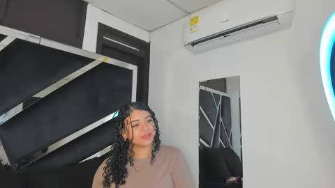 rubyxht online show from October 9, 2025, 12:47 pm