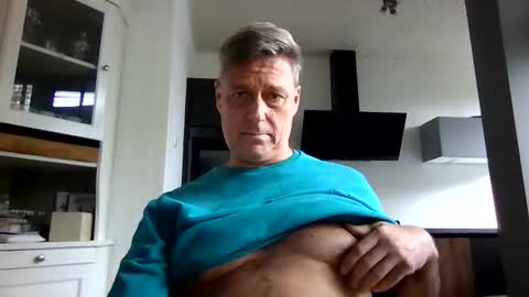 rudeski online show from October 12, 2025, 12:59 pm