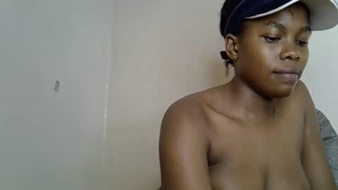 Rue online show from September 21, 2025, 1:02 pm