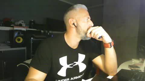 Chico que rico Caliente online show from January 31, 2025, 5:40 am