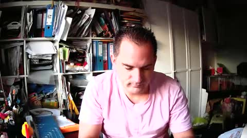 Snapshot of runner1978 chatting on December 22, 2025, 8:55 am runner1978 online show from December 22, 2025, 8:55 am