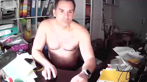 Snapshot of runner1978 chatting on February 24, 2026, 7:50 am runner1978 online show from February 24, 2026, 7:50 am