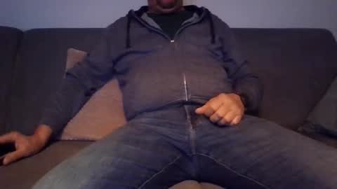 runner_1978 online show from March 19, 2026, 4:49 am