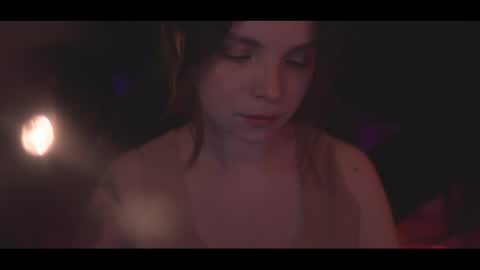 Elena online show from May 16, 2026, 9:24 pm