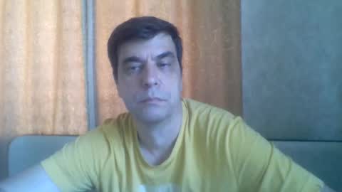 Snapshot of rusqadisx chatting on June 6, 2026, 9:36 am rusqadisx online show from June 6, 2026, 9:36 am