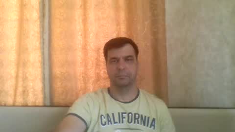Snapshot of rusqadisx chatting on June 19, 2026, 7:01 am rusqadisx online show from June 19, 2026, 7:01 am