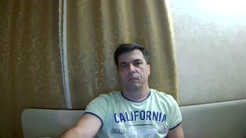 Snapshot of rusqadisx chatting on June 20, 2026, 7:38 pm rusqadisx online show from June 20, 2026, 7:38 pm