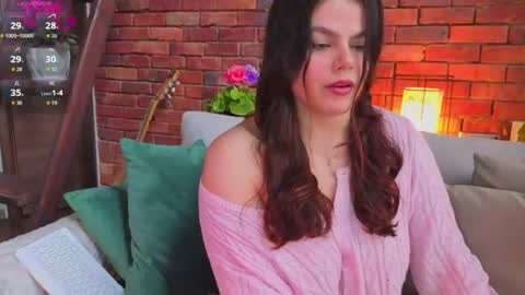 Lorenn online show from July 27, 2026, 7:21 pm