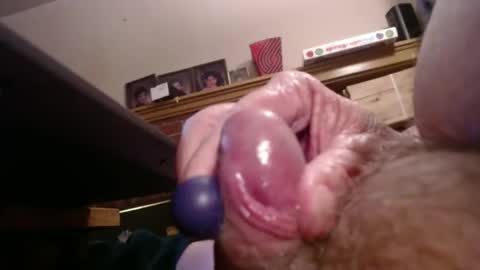 rusty2222991367 online show from December 4, 2024, 8:40 pm