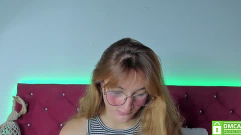 Snapshot of ruth_harvey chatting on January 6, 2025, 12:46 pm Ruth online show from January 6, 2025, 12:46 pm