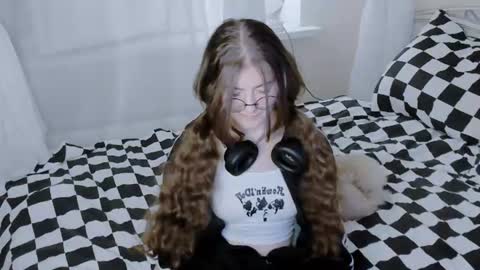 Snapshot of ruth_morse chatting on July 23, 2026, 10:51 pm MY FANSLY online show from July 23, 2026, 10:51 pm