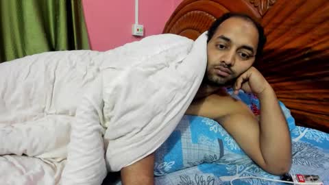 rwb17 online show from December 16, 2025, 12:48 am