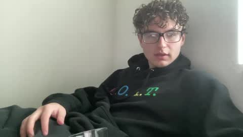 Snapshot of ryan287747 chatting on December 14, 2024, 11:34 pm ryan online show from December 14, 2024, 11:34 pm